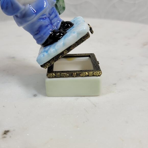 VINTAGE Santa Claus Trinket Box Blue White Porcelain Christmas Holiday Hinged - Picture 13 of 13